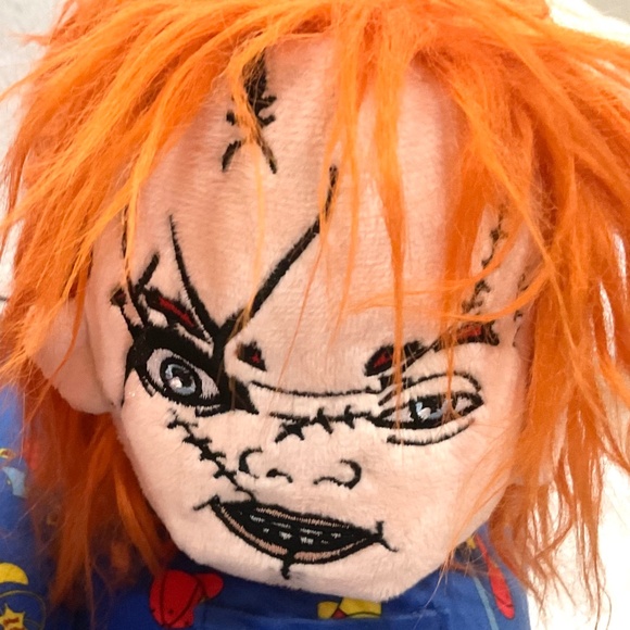 Chucky “Good Guys” Plush Slippers | Horror Movie House Shoes | Unisex Size 9/10 - Picture 14 of 16